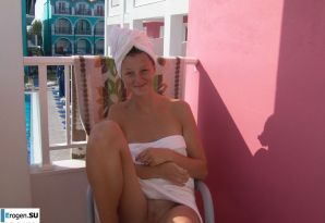 nudist on vacation with her boyfriend. Thumb 55