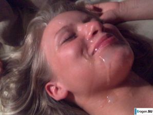 только страпона не хватает. Эскиз 7