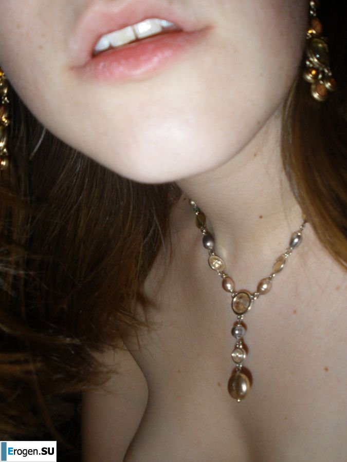 no one is looking at such a face with a figure. Photo 44