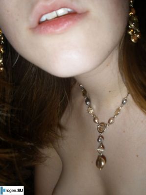 no one is looking at such a face with a figure. Thumb 44