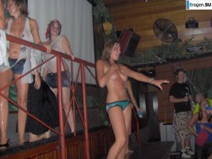 competition of wet t-shirts in a night club. Thumb 37