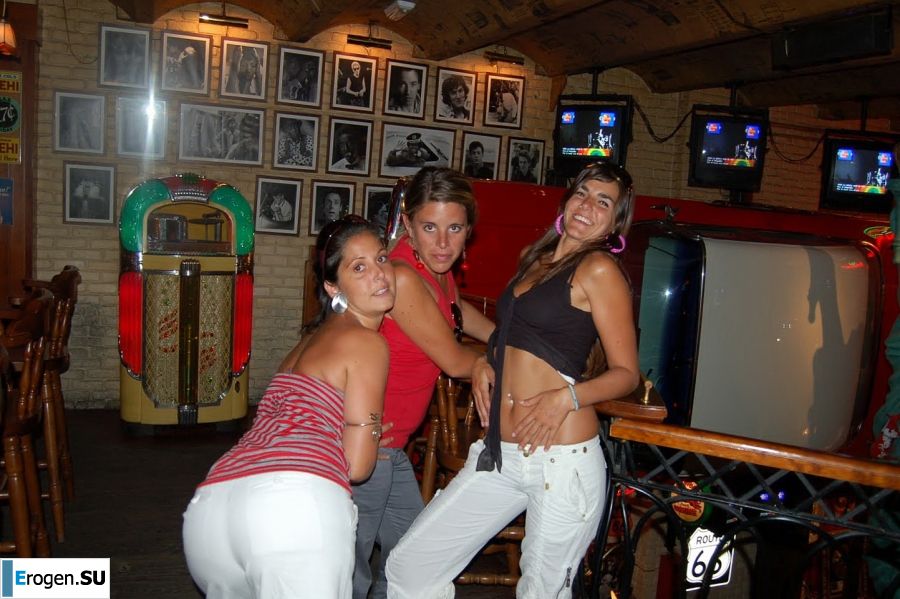 nudist lesbians. Photo 15