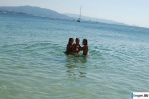 nudist lesbians. Thumb 7