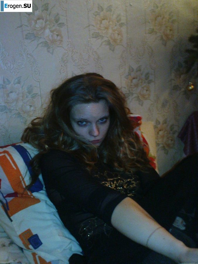 молодая девушка со своим парнем резвится. Часть 2. Фото 11