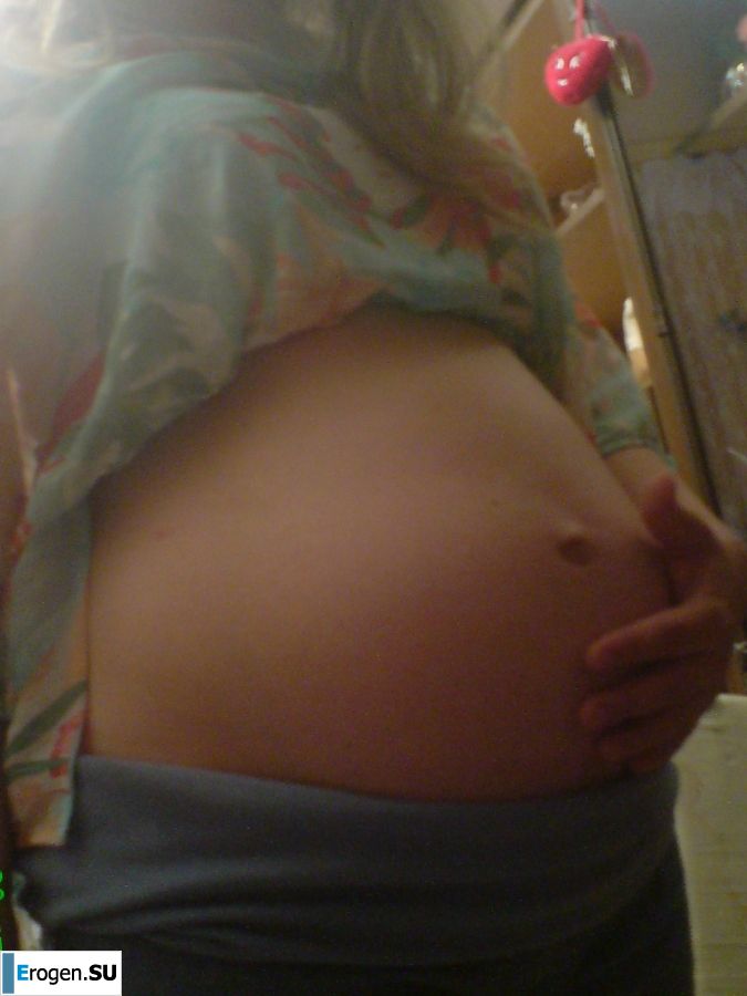 молодая девушка со своим парнем резвится. Часть 2. Фото 21