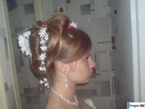 молодая девушка со своим парнем резвится. Часть 2. Эскиз 15