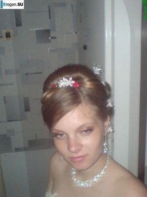 молодая девушка со своим парнем резвится. Часть 2. Эскиз 16