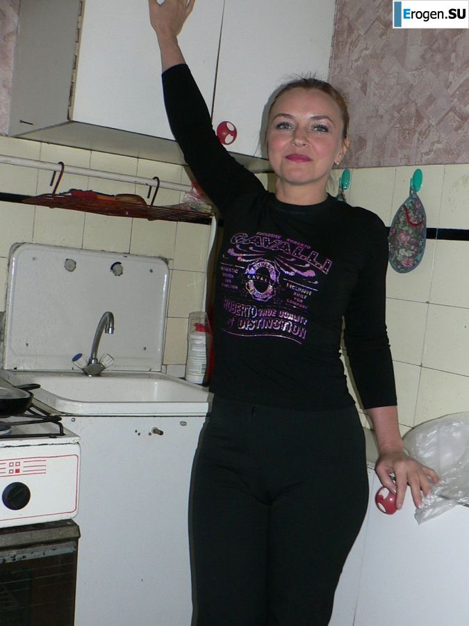 experienced blue-eye and her fuckers. Photo 24