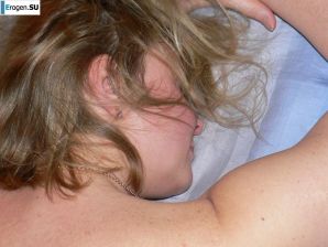 опытная голубоглазка и ее потрахушки. Эскиз 22