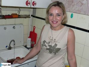 опытная голубоглазка и ее потрахушки. Эскиз 34