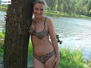 опытная голубоглазка и ее потрахушки. Эскиз 40