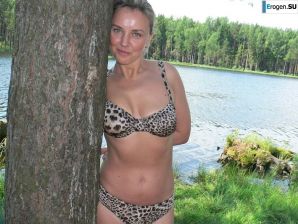 опытная голубоглазка и ее потрахушки. Эскиз 41