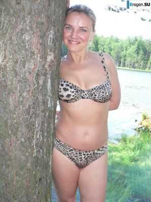 опытная голубоглазка и ее потрахушки. Эскиз 42