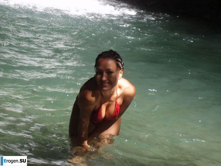 pebbles on the chests are always seductive. Photo 10