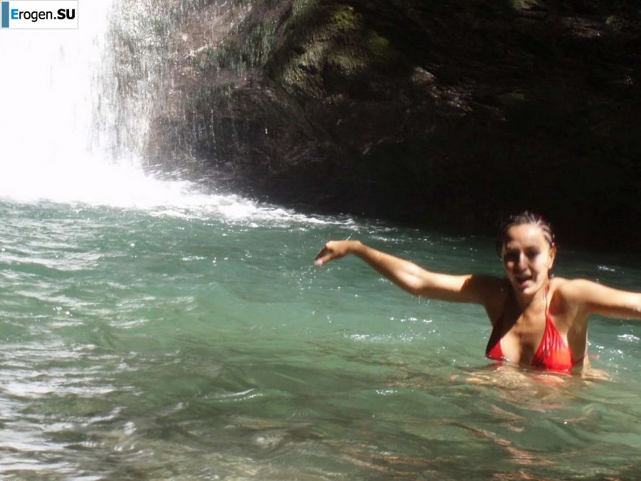 pebbles on the chests are always seductive. Photo 9