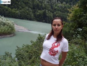 pebbles on the chests are always seductive. Thumb 11