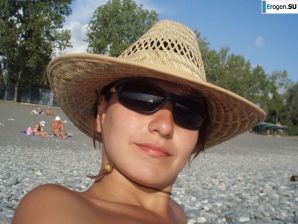 pebbles on the chests are always seductive. Thumb 21