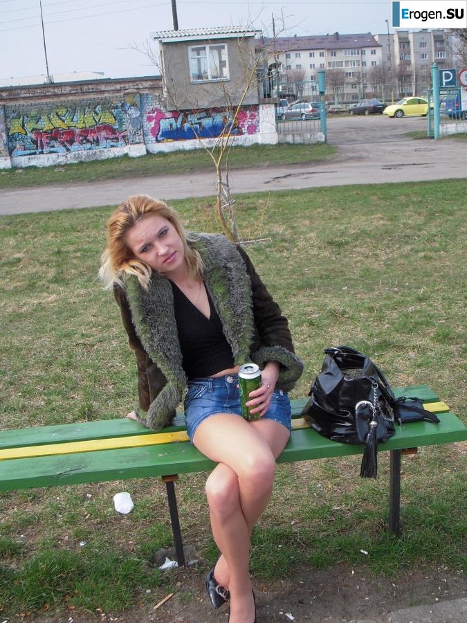 a spectacular bitch is bared somewhere in Europe. Photo 17