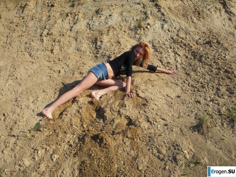 a spectacular bitch is bared somewhere in Europe. Photo 18