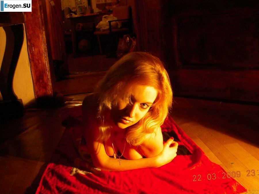 a spectacular bitch is bared somewhere in Europe. Photo 6