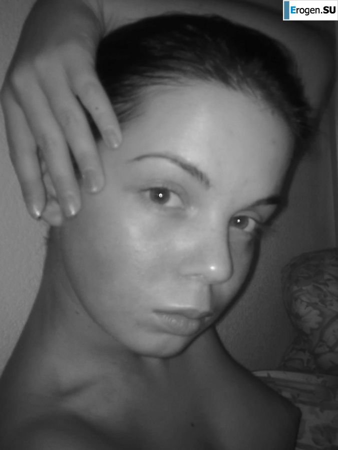 art session in a student hostel. Photo 8