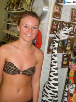 рыжая конопатая с первым размером. Эскиз 10