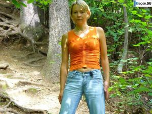 голенькая очаровашка шлет вам привет. Эскиз 6