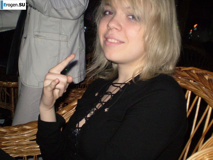 милая голая студентка кайфует. Фото 27