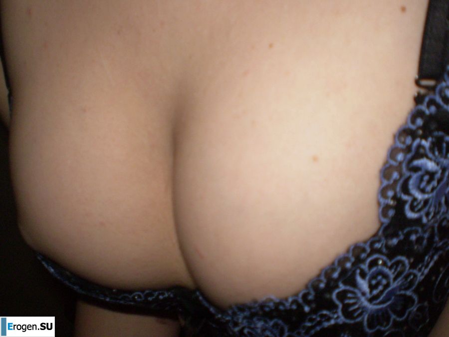 милая голая студентка кайфует. Фото 36