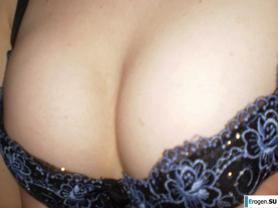 милая голая студентка кайфует. Фото 37