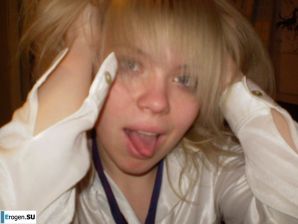 милая голая студентка кайфует. Эскиз 22