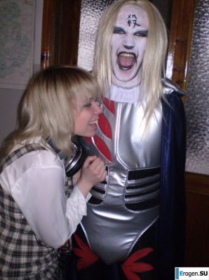 милая голая студентка кайфует. Эскиз 26