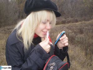 милая голая студентка кайфует. Эскиз 52