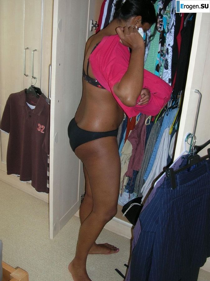 негритянка с ракурсом на жопу. Часть 2. Фото 5