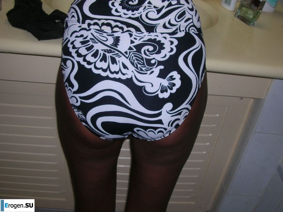 негритянка с ракурсом на жопу. Часть 2. Фото 9