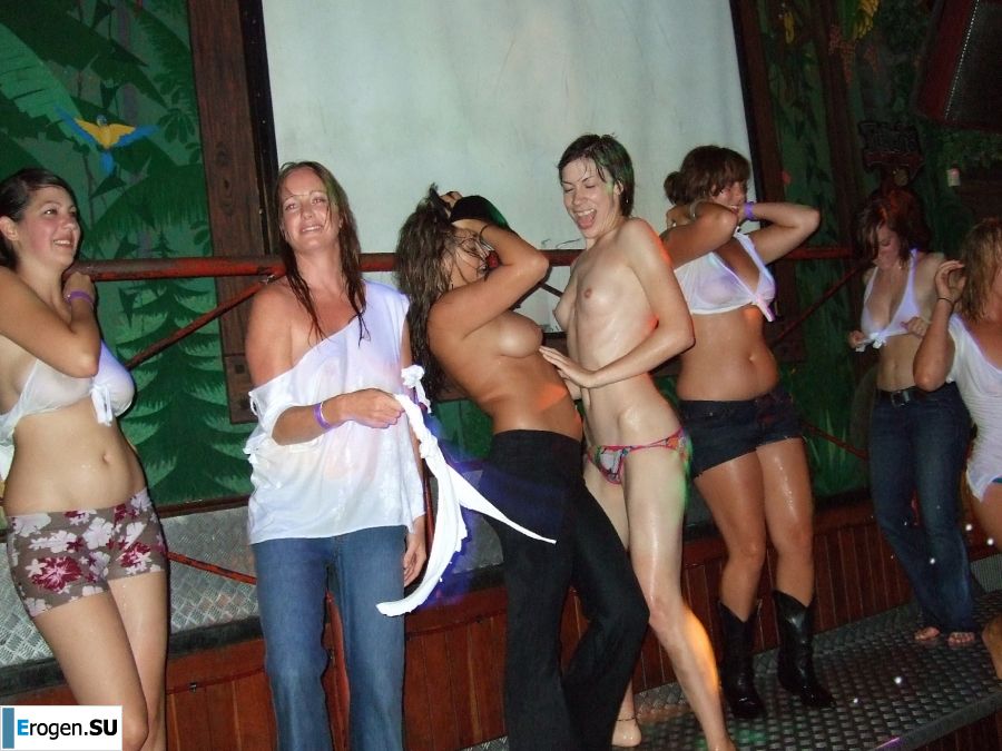 competition of wet t-shirts in a night club. Part 4. Photo 15