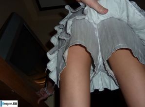 called a Thai prostitute in the room. Thumb 7