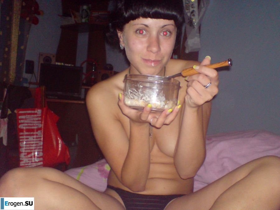 a young couple gets fucked and resting. Photo 2