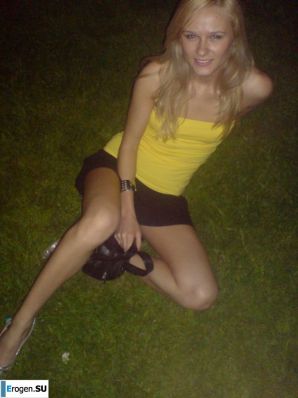 wedding and honeymoon of a blonde model. Thumb 21