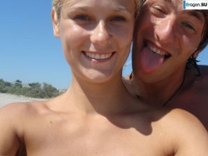 wedding and honeymoon of a blonde model. Thumb 24