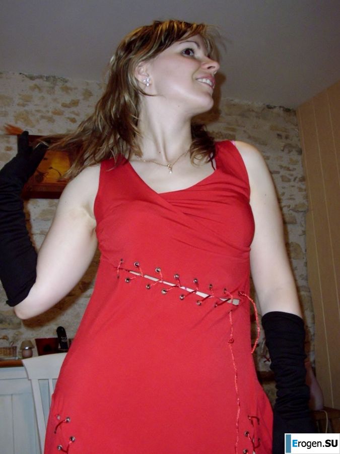 a magnificent girl undressed waiting for his cock. Photo 26