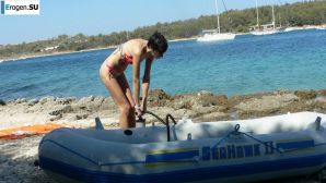 a peculiar tall girl with soft nipples. Thumb 17