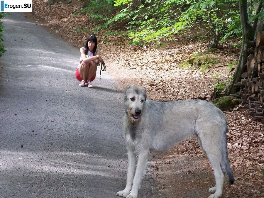 a peculiar tall girl with soft nipples. Part 2. Photo 6