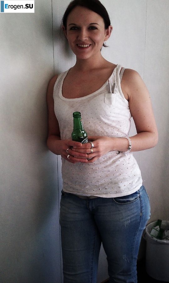 из телефона соседки лезбиянки. Фото 30