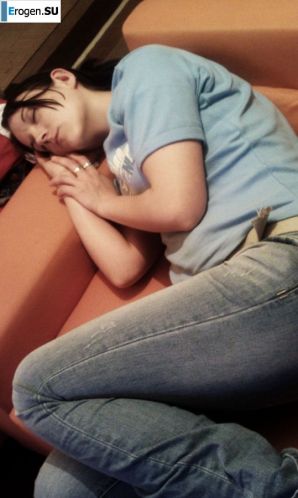 из телефона соседки лезбиянки. Эскиз 31