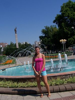 студентка на чешском курорте. Эскиз 14