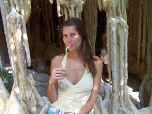 студентка на чешском курорте. Эскиз 39