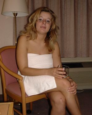 full-bosomed blonde covered in sperm. Thumb 21