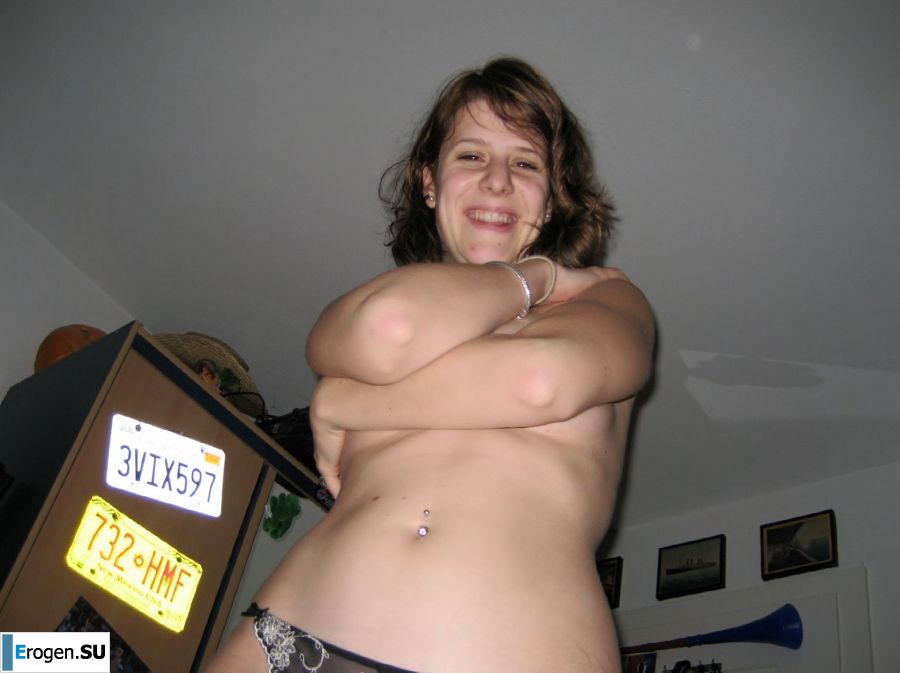 brought the guy to her room. Photo 5