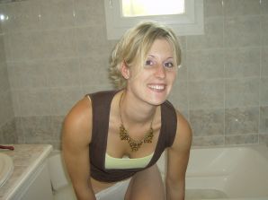 vacation fuck at the hostel. Thumb 22